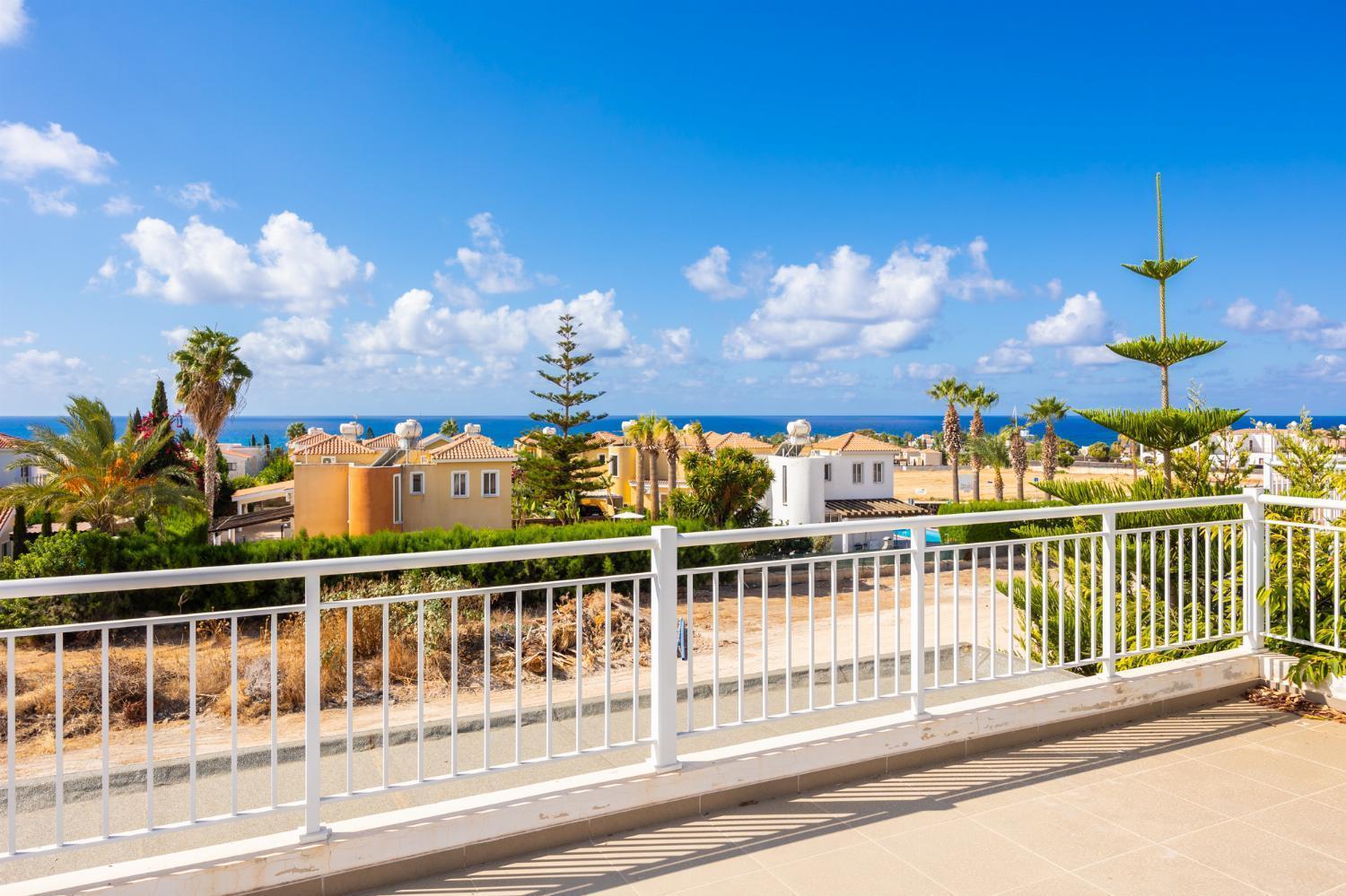 Coral Bay 4 Пейя